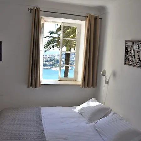 Saphir Villefranche-sur-Mer
